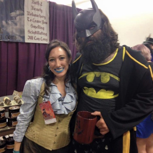 Meet your Posher, Amanda - Picture 5 of 7